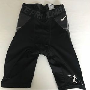 Nike pro combat compressions tights